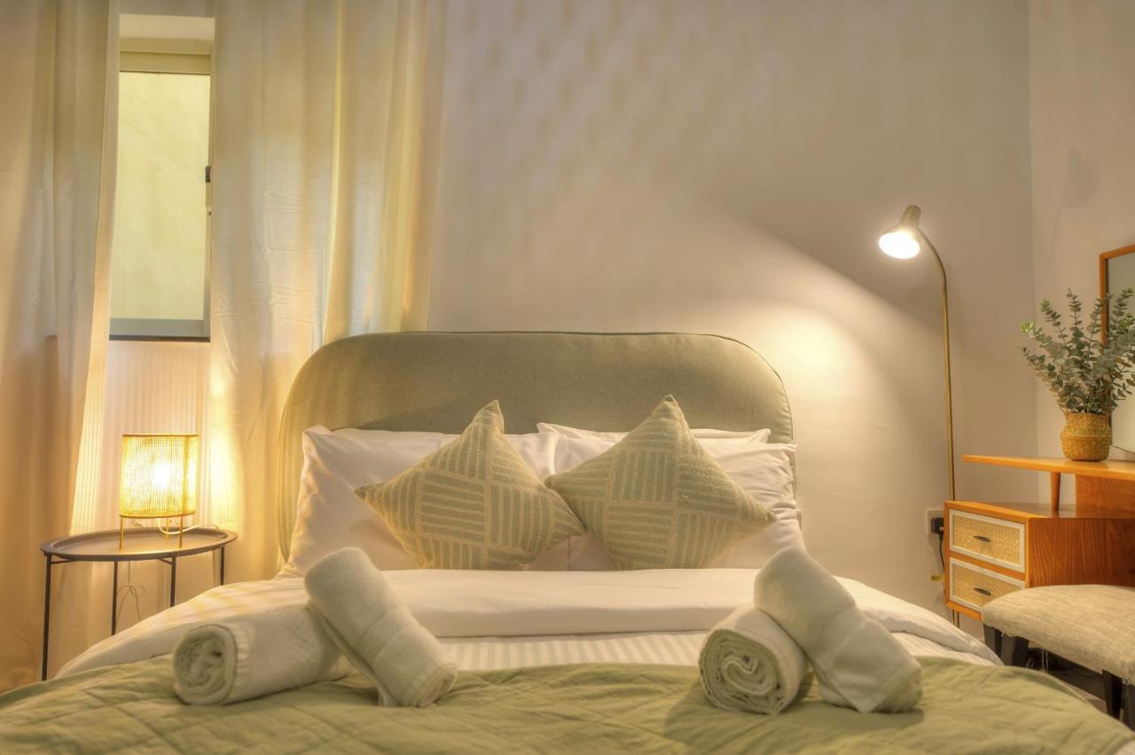 Beautifully Furnished Seafront 4 Bedrooms Goslm-4 Sliema Eksteriør billede